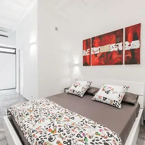 Dreams House Centre Apartament Bari